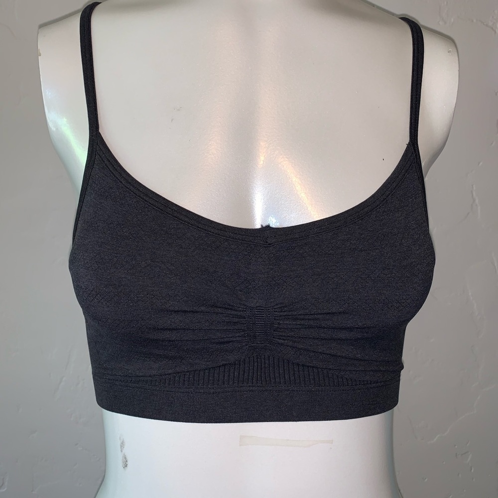 Lululemon strappy t-back sports bra